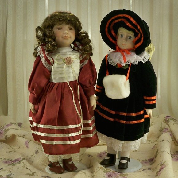 Worm 2 Porcelain Doll W/Stands - Picture 1 of 5